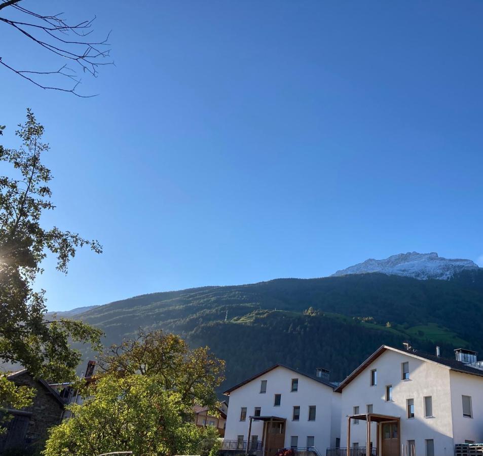 Haus Loretz Лаза Екстер'єр фото